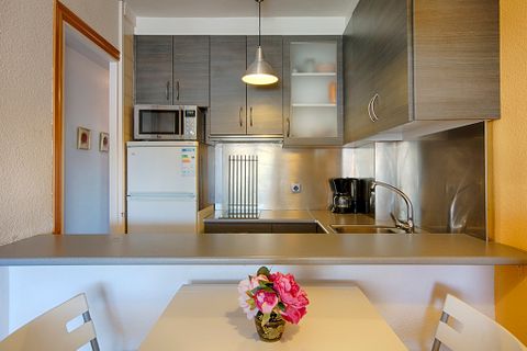 Lejlighed i Empuriabrava, Gerona, Empuriabrava - € 149.000 | Ref: W-049CJ9 - foto 6
